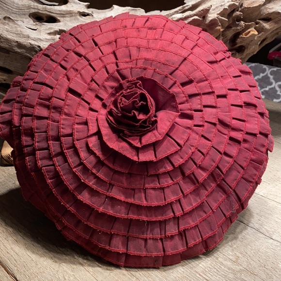 Plum round pleated flower accent pillow - Picture 2 of 5